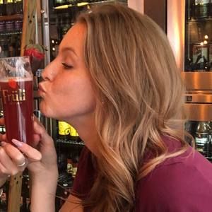 Meet your Posher, Candace